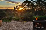 https://images.listonce.com.au/custom/160x/listings/1-north-street-daylesford-vic-3460/396/01907396_img_20.jpg?Yjbxv6grjqQ