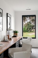 https://images.listonce.com.au/custom/160x/listings/1-oakdale-rise-diamond-creek-vic-3089/354/01593354_img_13.jpg?LBpR5ZAv758