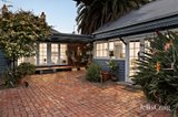 https://images.listonce.com.au/custom/160x/listings/1-ormond-road-moonee-ponds-vic-3039/098/01987098_img_10.jpg?CLcKf4ry5iY