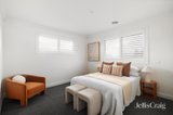 https://images.listonce.com.au/custom/160x/listings/1-osborne-avenue-bentleigh-vic-3204/340/01951340_img_12.jpg?WYnjDhl9Hgo