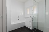 https://images.listonce.com.au/custom/160x/listings/1-pall-mall-mount-waverley-vic-3149/984/01724984_img_08.jpg?Df_TUstwwUk