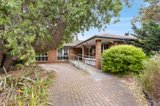 https://images.listonce.com.au/custom/160x/listings/1-paloma-court-hoppers-crossing-vic-3029/042/01609042_img_01.jpg?RDVM1ZWC4BY