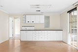 https://images.listonce.com.au/custom/160x/listings/1-paloma-court-hoppers-crossing-vic-3029/042/01609042_img_08.jpg?PQLBEXxZlXU