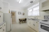 https://images.listonce.com.au/custom/160x/listings/1-parkmore-road-forest-hill-vic-3131/492/01176492_img_03.jpg?q8OcwClAFQI