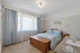 https://images.listonce.com.au/custom/160x/listings/1-parkmore-road-forest-hill-vic-3131/492/01176492_img_04.jpg?6xyAMY1Fpqw