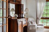 https://images.listonce.com.au/custom/160x/listings/1-parsons-road-eltham-vic-3095/237/01987237_img_10.jpg?40TOy86msD4