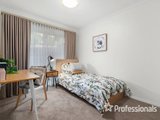 https://images.listonce.com.au/custom/160x/listings/1-pascoe-avenue-croydon-vic-3136/778/01525778_img_10.jpg?O7E55PQNtMw