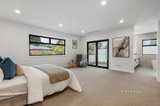 https://images.listonce.com.au/custom/160x/listings/1-pentland-court-glen-waverley-vic-3150/980/01519980_img_08.jpg?oqqkEEPSbhs