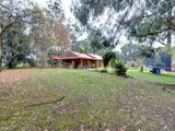 https://images.listonce.com.au/custom/160x/listings/1-peregrine-drive-kinglake-west-vic-3757/008/01367008_img_02.jpg?u_To8gR99tU