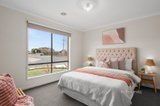 https://images.listonce.com.au/custom/160x/listings/1-phalaris-park-drive-lovely-banks-vic-3213/430/01551430_img_10.jpg?n59UxmYFpY0