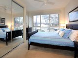 https://images.listonce.com.au/custom/160x/listings/1-phyllis-street-elwood-vic-3184/617/01793617_img_07.jpg?JKA__ZmhSlo