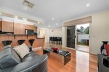 https://images.listonce.com.au/custom/160x/listings/1-pine-hill-drive-doncaster-east-vic-3109/430/01610430_img_06.jpg?PVTkbsc-LXA