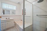 https://images.listonce.com.au/custom/160x/listings/1-piperita-road-ferntree-gully-vic-3156/729/01959729_img_09.jpg?LYEZUcu87SM