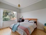 https://images.listonce.com.au/custom/160x/listings/1-pleasant-street-castlemaine-vic-3450/370/00616370_img_06.jpg?9ZyM8iZUpVg