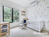 https://images.listonce.com.au/custom/160x/listings/1-portofino-close-mooroolbark-vic-3138/955/01525955_img_15.jpg?UZqE_rDeXXw