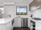 https://images.listonce.com.au/custom/160x/listings/1-prestige-close-mooroolbark-vic-3138/524/01526524_img_04.jpg?OHL7liN2_eg