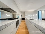 https://images.listonce.com.au/custom/160x/listings/1-princes-place-port-melbourne-vic-3207/924/01087924_img_05.jpg?Vf-YviutZrU