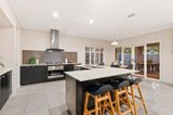 https://images.listonce.com.au/custom/160x/listings/1-quay-place-mulgrave-vic-3170/056/01650056_img_04.jpg?RLH1Bg2pYBI