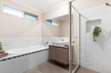 https://images.listonce.com.au/custom/160x/listings/1-quay-place-mulgrave-vic-3170/056/01650056_img_12.jpg?lKZMIKdy2ZA