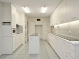 https://images.listonce.com.au/custom/160x/listings/1-rangeview-grove-balwyn-north-vic-3104/728/01683728_img_05.jpg?b0SFhkDt-BY