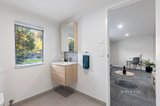 https://images.listonce.com.au/custom/160x/listings/1-regina-street-kilsyth-vic-3137/460/01592460_img_13.jpg?Bm37_RJt53I