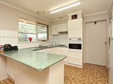 https://images.listonce.com.au/custom/160x/listings/1-remo-close-yarra-glen-vic-3775/219/01525219_img_05.jpg?JQEXRikkfg8