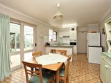 https://images.listonce.com.au/custom/160x/listings/1-remo-close-yarra-glen-vic-3775/219/01525219_img_06.jpg?JQEXRikkfg8