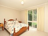 https://images.listonce.com.au/custom/160x/listings/1-remo-close-yarra-glen-vic-3775/219/01525219_img_07.jpg?1_1OEKSfHN0