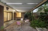 https://images.listonce.com.au/custom/160x/listings/1-robert-street-montmorency-vic-3094/596/01827596_img_14.jpg?LZy4sJViDnY