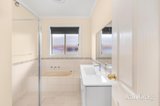 https://images.listonce.com.au/custom/160x/listings/1-rosewood-court-mount-helen-vic-3350/284/01951284_img_04.jpg?0AUPRlPzLfQ