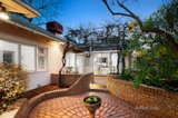 https://images.listonce.com.au/custom/160x/listings/1-russell-street-camberwell-vic-3124/445/01559445_img_12.jpg?5sR6XJIfGjc