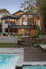 https://images.listonce.com.au/custom/160x/listings/1-sandra-avenue-eltham-vic-3095/111/01973111_img_22.jpg?wbO-mdaJOxI