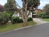 https://images.listonce.com.au/custom/160x/listings/1-shadowplay-road-mooroolbark-vic-3138/394/01525394_img_10.jpg?IRumrkBkEOs