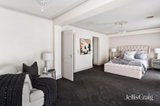 https://images.listonce.com.au/custom/160x/listings/1-sheoak-place-plenty-vic-3090/068/01938068_img_09.jpg?qdCqftm6L9Y