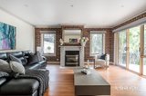 https://images.listonce.com.au/custom/160x/listings/1-sheoak-place-plenty-vic-3090/068/01938068_img_19.jpg?NmVPpHmQLVM