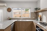 https://images.listonce.com.au/custom/160x/listings/1-short-street-canterbury-vic-3126/212/01950212_img_08.jpg?slzfeOM0-oI