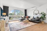 https://images.listonce.com.au/custom/160x/listings/1-sierra-place-chirnside-park-vic-3116/307/01597307_img_03.jpg?QNVWX78hJLQ