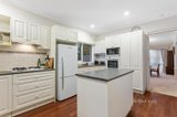 https://images.listonce.com.au/custom/160x/listings/1-st-albans-street-mount-waverley-vic-3149/437/01581437_img_04.jpg?LmIJFyvvfO4