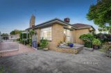 https://images.listonce.com.au/custom/160x/listings/1-st-peters-court-bentleigh-east-vic-3165/127/01028127_img_13.jpg?0GWWK3zUWFc