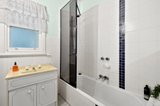https://images.listonce.com.au/custom/160x/listings/1-stafford-street-herne-hill-vic-3218/937/01698937_img_07.jpg?xZyhcY44KPo