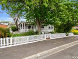 https://images.listonce.com.au/custom/160x/listings/1-stanley-street-williamstown-vic-3016/476/01202476_img_02.jpg?r7VitkfMulg