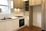 https://images.listonce.com.au/custom/160x/listings/1-suffolk-road-surrey-hills-vic-3127/153/01977153_img_04.jpg?kFMbcThJrOE