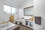 https://images.listonce.com.au/custom/160x/listings/1-summerhill-avenue-wheelers-hill-vic-3150/715/01848715_img_08.jpg?lxJDQdBxuIE