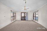 https://images.listonce.com.au/custom/160x/listings/1-sutton-street-redan-vic-3350/728/01924728_img_07.jpg?j_MHepF34MU