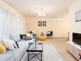 https://images.listonce.com.au/custom/160x/listings/1-tallarook-court-croydon-hills-vic-3136/456/01529456_img_04.jpg?bjId8WsOJyU