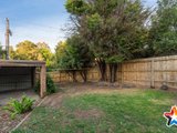 https://images.listonce.com.au/custom/160x/listings/1-tallarook-court-croydon-hills-vic-3136/456/01529456_img_22.jpg?X3ciuQRsFSs