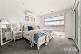 https://images.listonce.com.au/custom/160x/listings/1-thames-promenade-chelsea-vic-3196/017/01821017_img_10.jpg?PrO2KSLBmAw