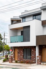 https://images.listonce.com.au/custom/160x/listings/1-the-crescent-ascot-vale-vic-3032/552/01815552_img_13.jpg?rtHkBEEpDDw