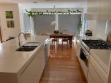 https://images.listonce.com.au/custom/160x/listings/1-the-mews-barwon-heads-vic-3227/542/01778542_img_16.jpg?Iij7sDzeJwo
