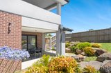 https://images.listonce.com.au/custom/160x/listings/1-tributary-way-woodend-vic-3442/653/01470653_img_05.jpg?avcS6LCs-64
